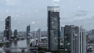 İş verisi analitik arayüzü, geleceği gösteren akıllı şehir üzerinde uçar