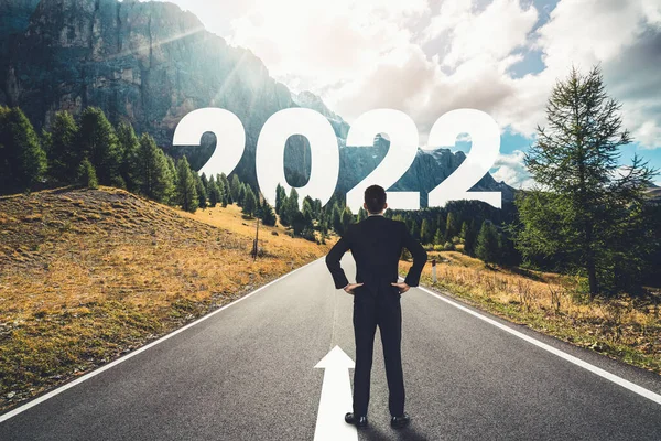 A jornada de Ano Novo 2022 e o conceito de visão futura — Fotografia de Stock