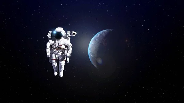 Astronauta astronauta hacer caminata espacial mientras trabaja para la misión de vuelos espaciales — Foto de Stock