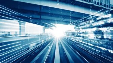 Program kodlama kavramında yolda dijital veri akışının döngüsel videosu