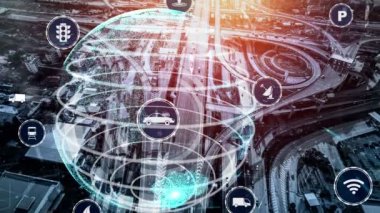 Yeni şehir yolunda gelecekteki araba trafiği için akıllı ulaşım teknolojisi kavramı