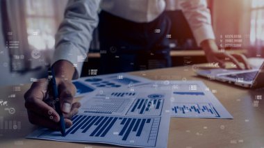 Mali veri analizi için kavramsal iş konsolu