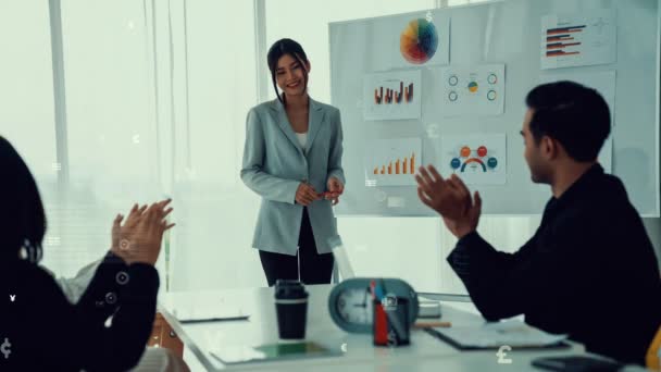 社員会議でお祝いするビジネス関係者のための仮グラフィック — ストック動画