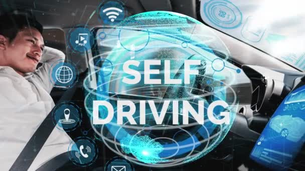 自动驾驶汽车，司机座位概念由男子驾驶 — 图库视频影像