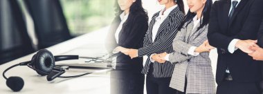 Başarılı iş adamlarının bir arada durması görüşü genişletiyor