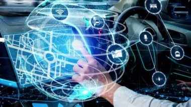 Yeni şehir yolunda gelecekteki araba trafiği için akıllı ulaşım teknolojisi kavramı