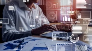 İşadamı, borsa araştırmalarının kavramsal verilerini analiz ediyor.