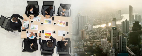 Grupo de empresários reunião tiro de vista superior ampliar vista — Fotografia de Stock
