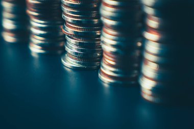 Altın para yığını Hazine mevduat banka hesabında tasarruf para yığını