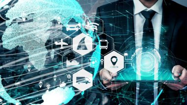 Yeni şehir yolunda gelecekteki araba trafiği için akıllı ulaşım teknolojisi kavramı