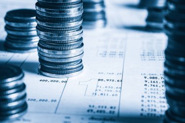 Altın para yığını Hazine mevduat banka hesabında tasarruf para yığını