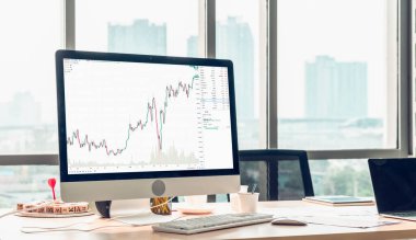 Dahiyane bilgisayar yazılımının borsa veri tablosu analizi