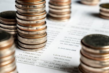 Altın para yığını Hazine mevduat banka hesabında tasarruf para yığını