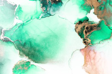 Kağıt üzerinde mermer sıvı mürekkep resminin yeşil altın soyut arkaplanı .