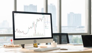 Dahiyane bilgisayar yazılımının borsa veri tablosu analizi