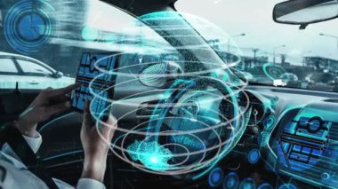 Sürücü koltuğunda konseptli adam olan otonom bir araba.