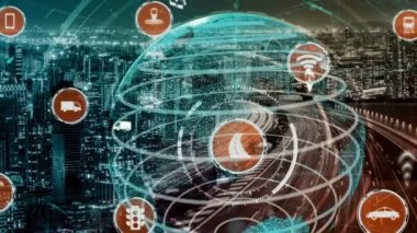 Yeni şehir yolunda gelecekteki araba trafiği için akıllı ulaşım teknolojisi kavramı