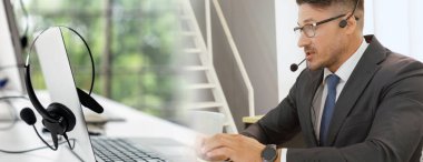 Ofiste çalışan, kulaklık takan iş adamları daha geniş görüşlü.