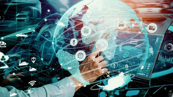 Yeni şehir yolunda gelecekteki araba trafiği için akıllı ulaşım teknolojisi kavramı