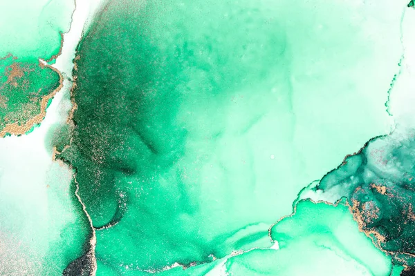 녹색 금, 종이에 그림을 그린 대리석 액체 잉크의 추상적 배경 . — 스톡 사진