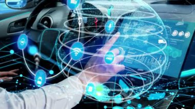 Yeni şehir yolunda gelecekteki araba trafiği için akıllı ulaşım teknolojisi kavramı