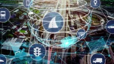 Yeni şehir yolunda gelecekteki araba trafiği için akıllı ulaşım teknolojisi kavramı