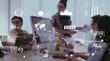 Kurumsal personel toplantısında iş adamlarının kavramsal vizyonu