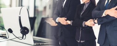 Başarılı iş adamlarının bir arada durması görüşü genişletiyor