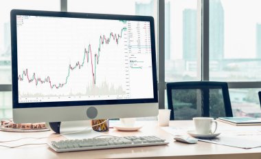 Dahiyane bilgisayar yazılımının borsa veri tablosu analizi