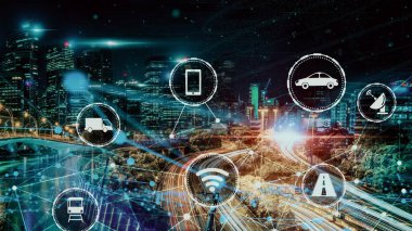 Yeni şehir yolunda gelecekteki araba trafiği için akıllı ulaşım teknolojisi kavramı