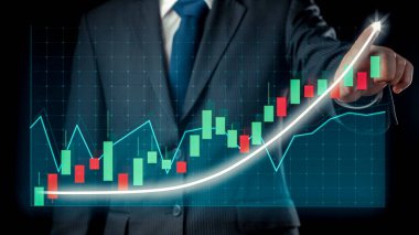 İşadamı, ticari kar artışının gelecekteki hedefe arttığını gösteren imalı bir tablo çizdi. Şirket işlerinin yükselmesi için mükemmel bir mali durum. Finans ve para teknolojisi .