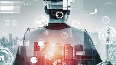 Gelecekteki bina inşaatı ve HUD hologram grafik tasarımı ile yaratıcı mühendislik projesi konsepti. İnşaat mühendisi, mimar ya da inşaat işçisi modern sivil teknoloji ile çalışıyor..