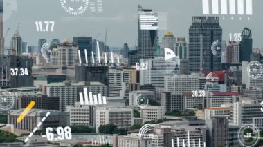 İş verileri analitik arayüzü akıllı şehrin üzerinde uçuyor ve iş zekasının geleceğini değiştiriyor. Stratejik plan için büyük verileri analiz etmek için bilgisayar yazılımı ve yapay zeka kullanılır .