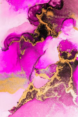 Kağıt üzerinde mermer sıvı mürekkep resimlerinin pembe altın soyut arkaplanı. Yüksek kaliteli kağıt dokusu üzerine orijinal suluboya alkol mürekkebi resmi .