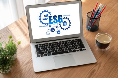 Model işletmelerin ESG çevresel yönetim politikası yüksek ESG puanı elde etmek için bir standart belirler