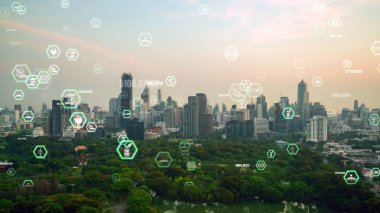 Çevre kirliliğini azaltmak ve ESG hedeflerine ulaşmak için temiz enerji, geri dönüşüm ve sıfır atık yönetimi yoluyla sürdürülebilir değişim kavramına doğru kayan yeşil şehir teknolojisi .