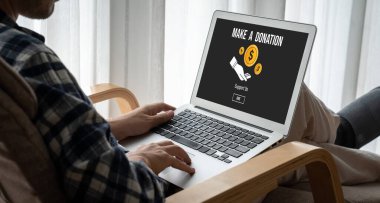 Çevrimiçi bağışta bulunma platformu insanlara internet üzerinden transfer etmeleri için modem para gönderme sistemi sunuyor