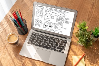 Web sitesi tasarım yazılımı çevrimiçi perakende ticaret ve e-ticaret için model şablonu sağlar