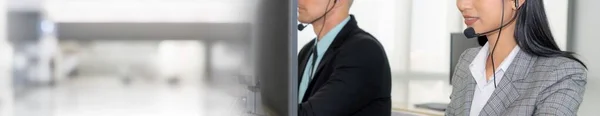 Call Center Customer Support Agent Verbreed Zicht Panoramische Banner Dragen — Stockfoto