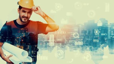 Gelecekteki bina inşaatı ve HUD hologram grafik tasarımı ile yaratıcı mühendislik projesi konsepti. İnşaat mühendisi, mimar ya da inşaat işçisi modern sivil teknoloji ile çalışıyor..