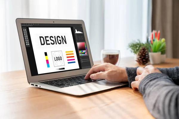 用于现代网页设计的平面设计软件和显示在电脑屏幕上的商业广告 — 图库照片