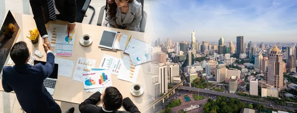 Group Business People Handshake Meeting Table Widen View Office Together — Stockfoto