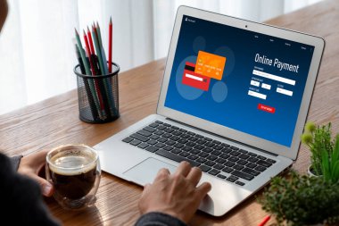 İnternet üzerinden modem para transferi için çevrimiçi ödeme platformu