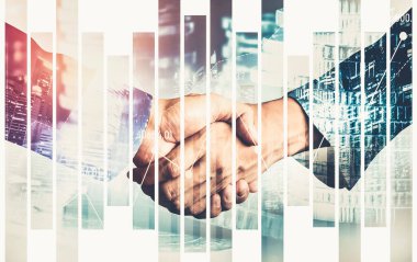 Ekonomik refah ve para teknolojisinin varlık geçmişi üzerine iş tokalaşması. Değerli borsaya yatırım yaparak ekonomik ve finansal büyüme ile refah kar birimi ticareti elde edilir