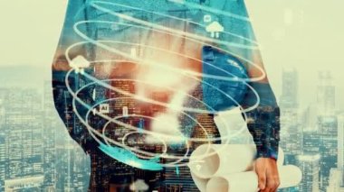 Gelecekteki bina inşaatı ve HUD hologram grafik tasarımı ile yaratıcı mühendislik projesi konsepti. İnşaat mühendisi, mimar ya da inşaat işçisi modern sivil teknoloji ile çalışıyor..