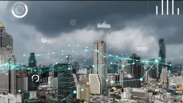 Interfejs Analityczny Danych Biznesowych Przelatuje Nad Smart City Pokazując Zmieniającą — Wideo stockowe