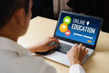 Öğrencilerin internet ağında çalışabilmeleri için mod yazılımlı e-öğrenme web sitesi