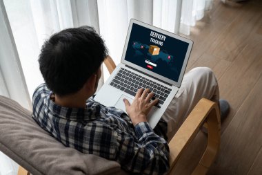 Ürün nakliyesi ve teslimatı için e-ticaret ve mod çevrimiçi iş izleme sistemi