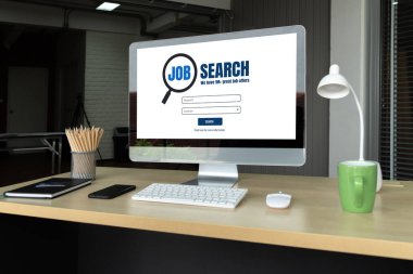 Çalışanların işe alım İnternet ağındaki iş fırsatlarını araması için mod web sitesinde online iş araması