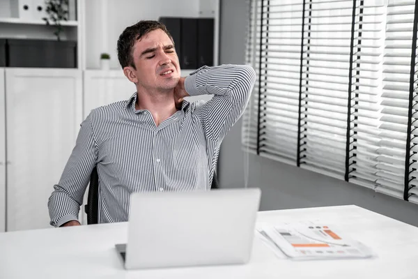 Competent Office Worker Experiencing Fatigue Neck Pain Unhealthy Concept Office —  Fotos de Stock